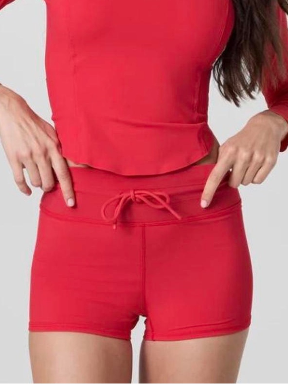 NWT Vuori Shorty Swim Shorts in Bright Red Size L